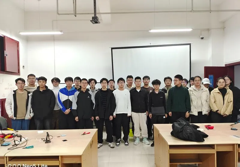 西北大学+电子设计竞赛协会第二次培训