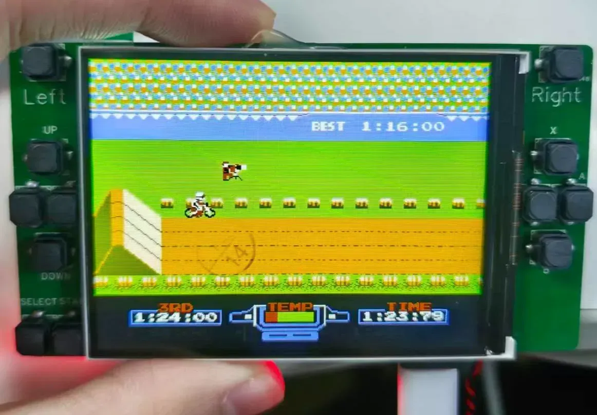ESP32-S31 game console