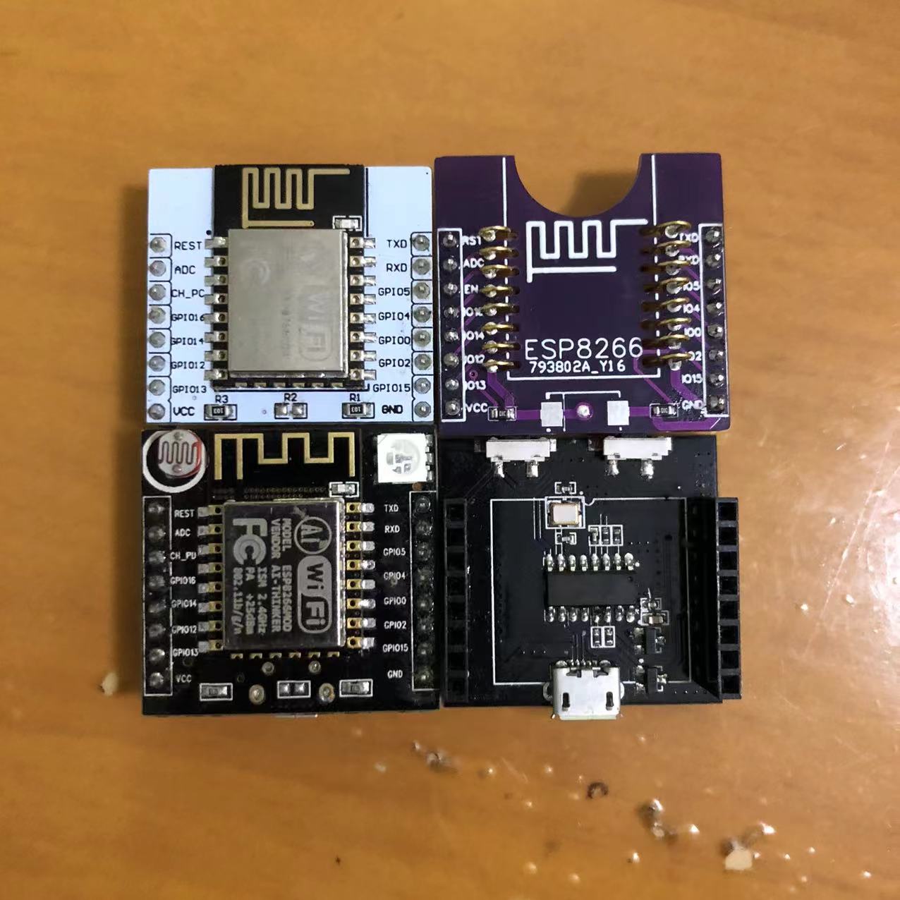 最简单的 ESP8266 烧录架 - 立创开源硬件平台