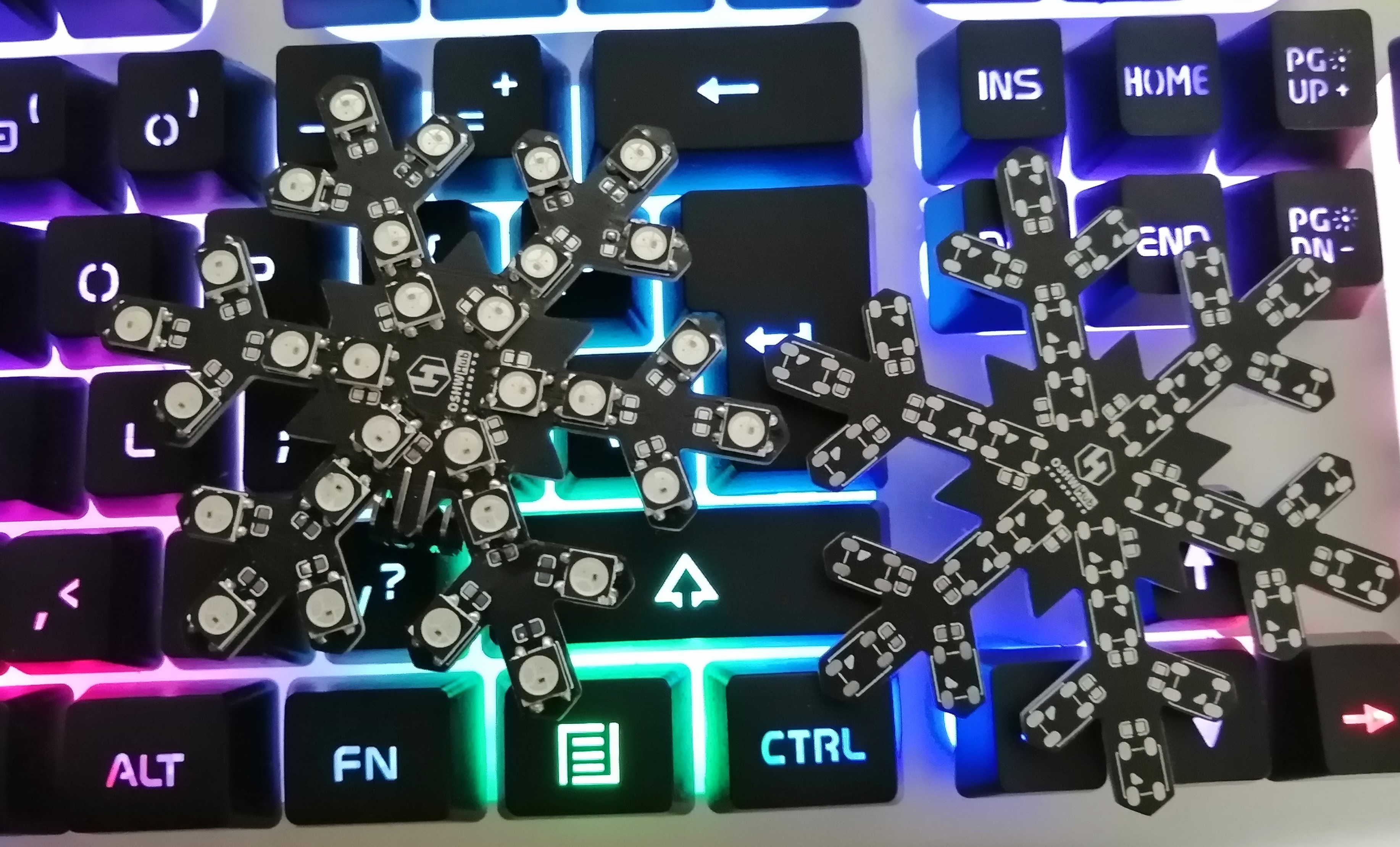 成品及PCB.jpg