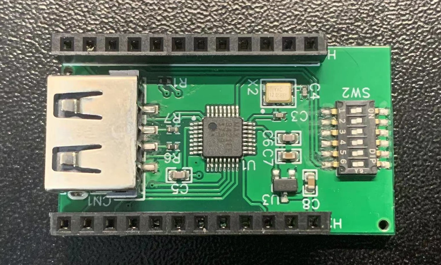 u2u_board_v0.9_front.jpg