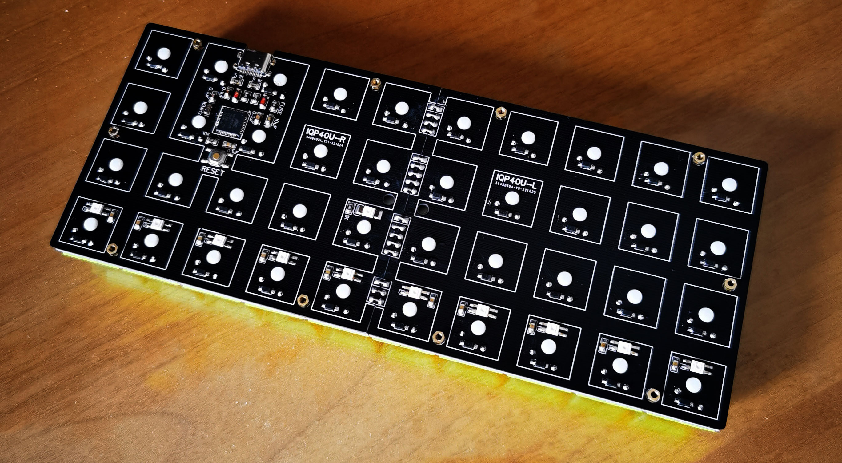 小巧40键直列机械键盘【Atmega32U4】 - 嘉立创EDA开源硬件平台